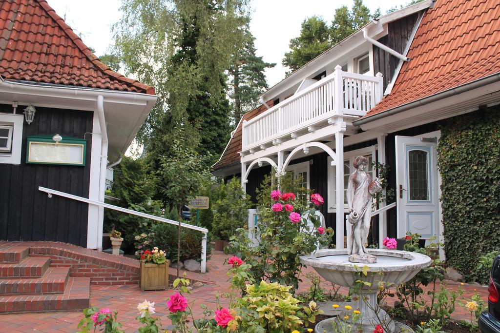 Hotel Im Schwedischen Hof Binz Exterior photo